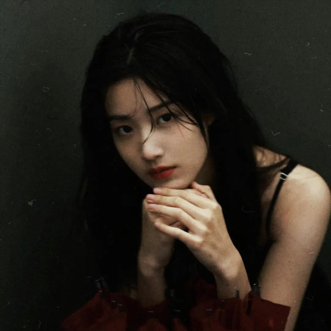 女恶魔人